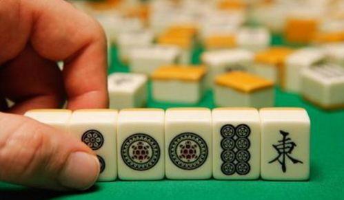 娱乐吃瓜酱打麻将