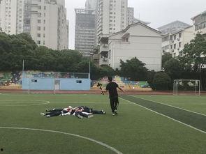 娱乐吃瓜酱操场,揭秘操场背后的那些事儿