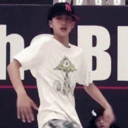 娱乐圈王一博最新吃瓜